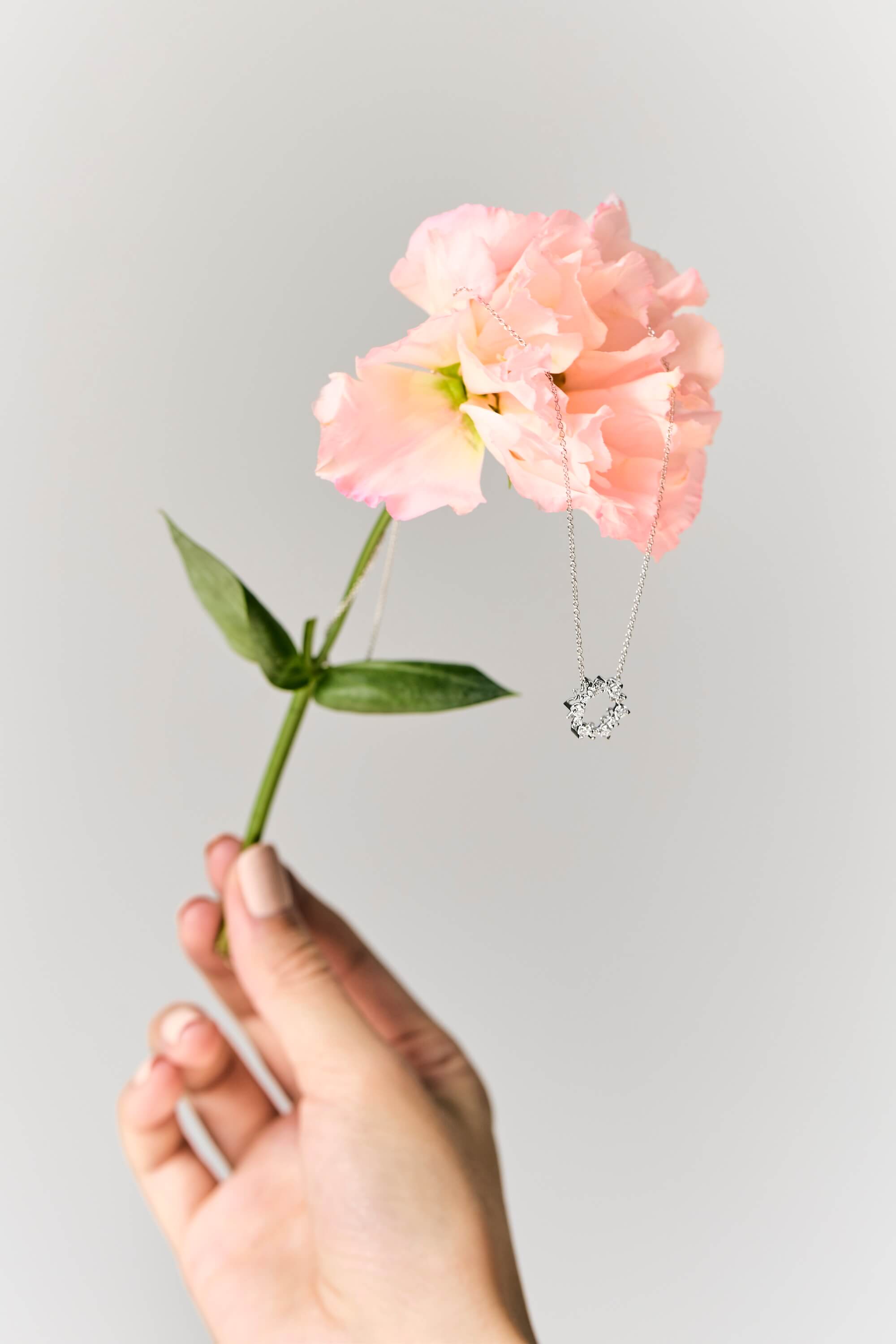 Circle Diamond Pendant Necklace