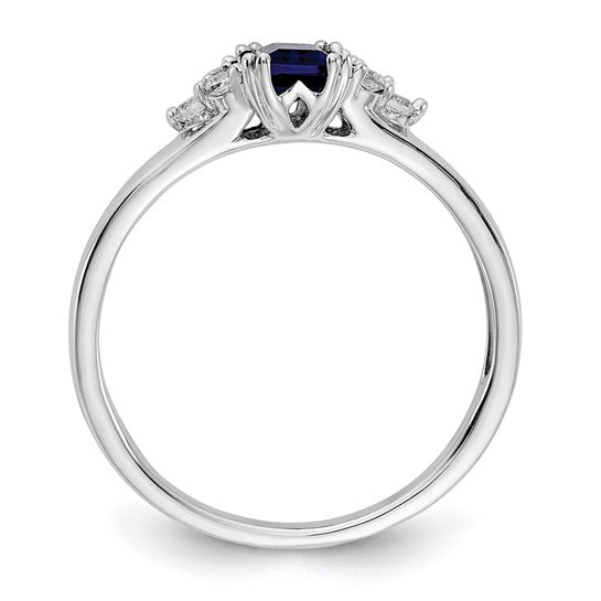 Blue Sapphire Diamond Ring