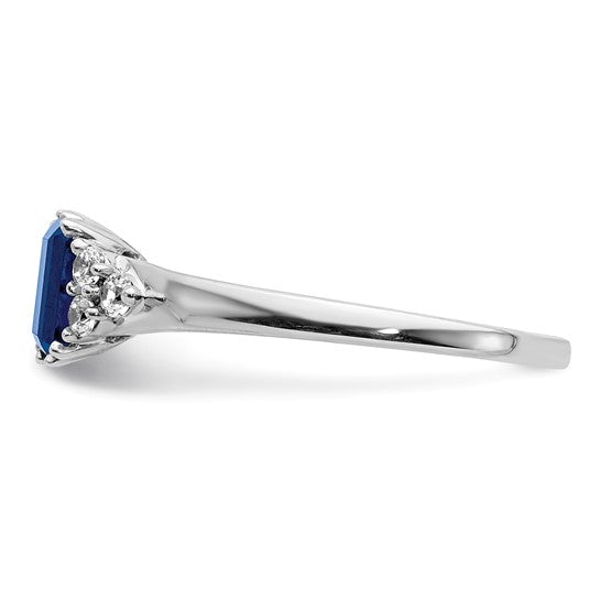 Blue Sapphire Diamond Ring