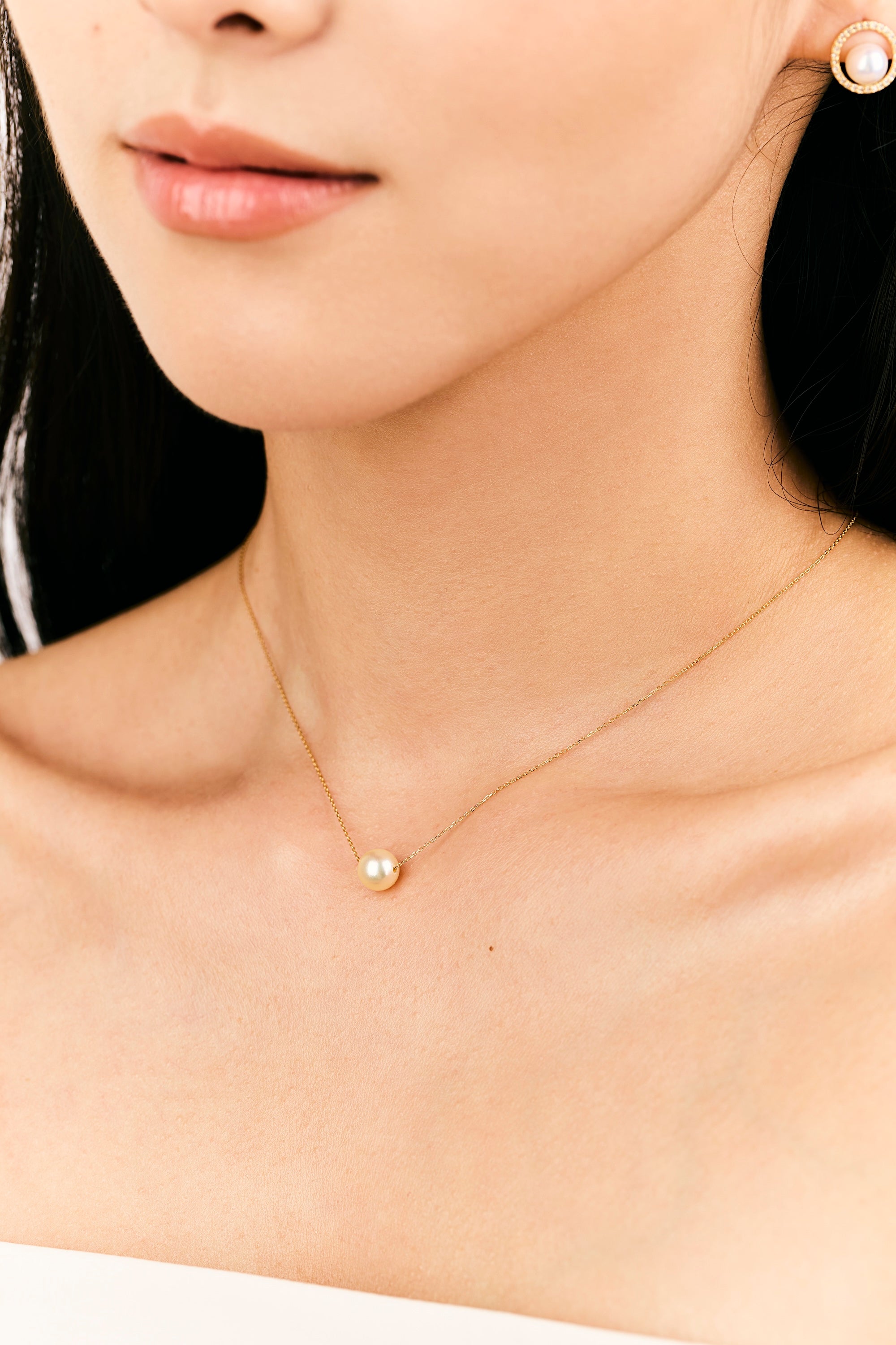 Single Pearl Necklace